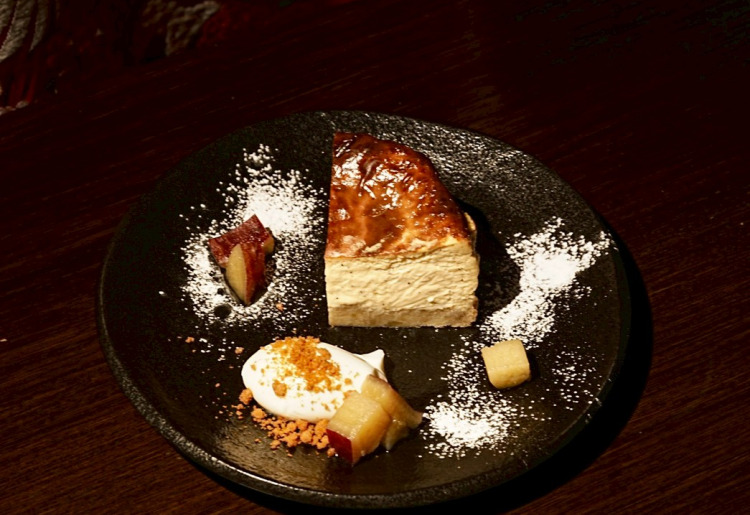 ▼お抹茶付きさつまいもと紅茶のバスクチーズケーキ