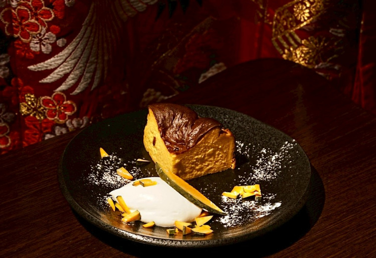 ▼お抹茶付き南瓜のバスクチーズケーキ